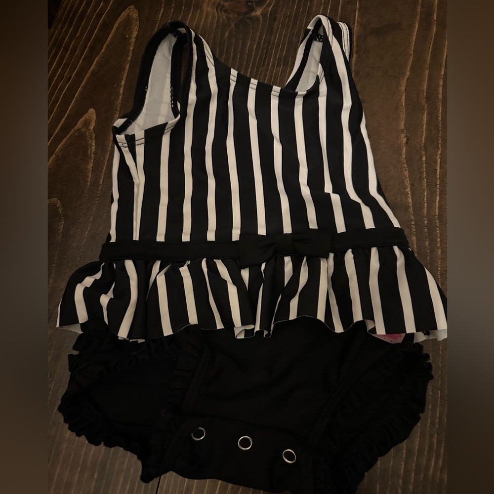 3-6m Ruffle Butts swim suit black bow in front